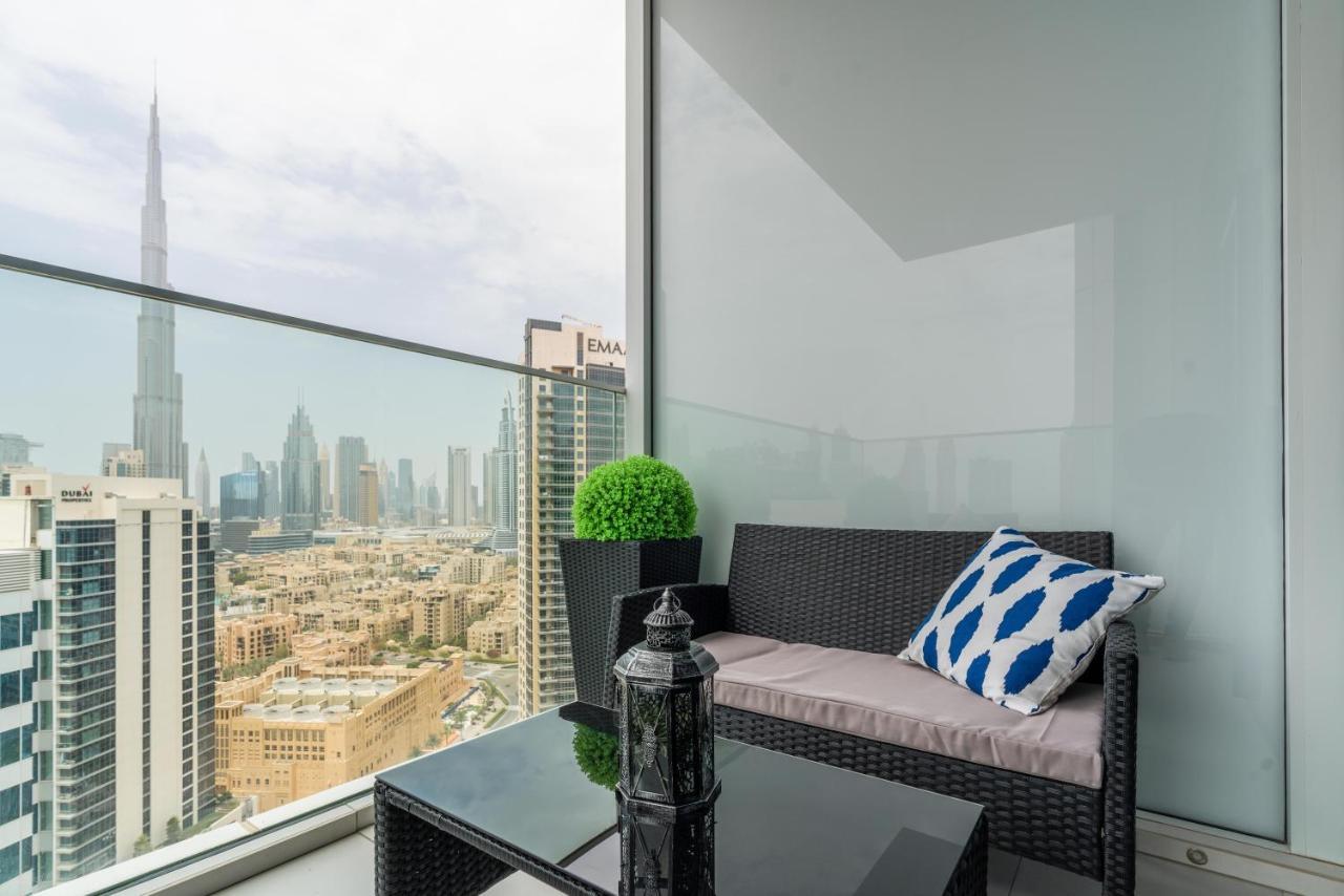 דובאי Ultimate Stay / 4 Beds / Burj Khalifa View / Ultra Modern / Business Bay מראה חיצוני תמונה