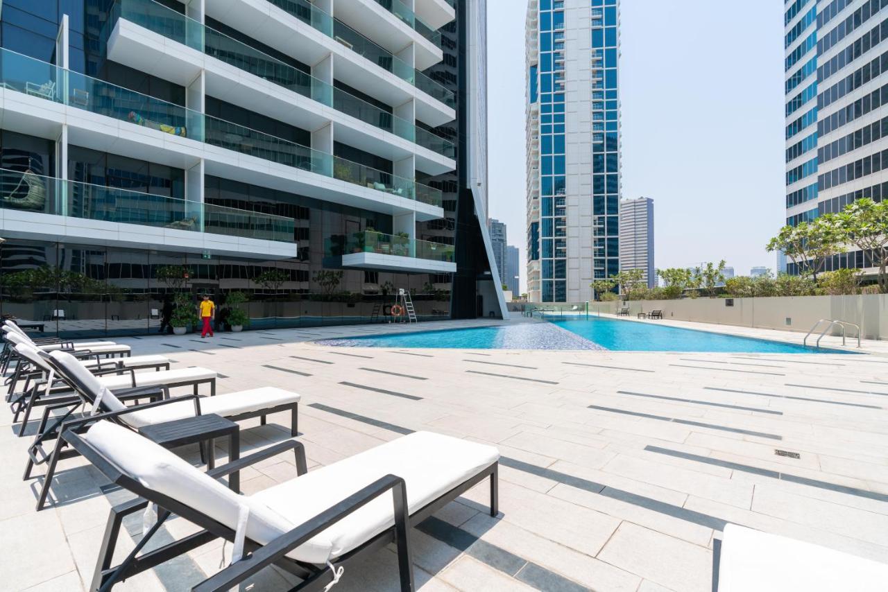 דובאי Ultimate Stay / 4 Beds / Burj Khalifa View / Ultra Modern / Business Bay מראה חיצוני תמונה