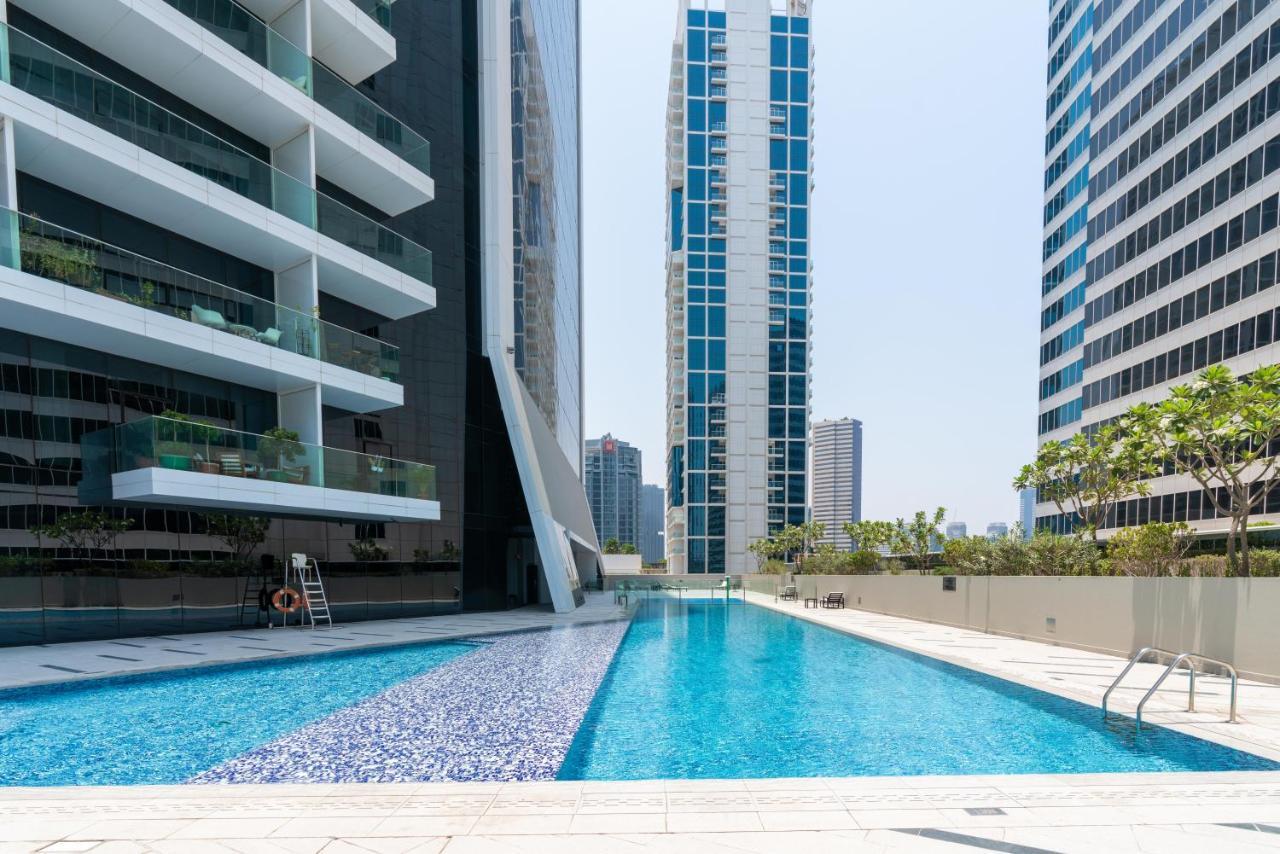 דובאי Ultimate Stay / 4 Beds / Burj Khalifa View / Ultra Modern / Business Bay מראה חיצוני תמונה